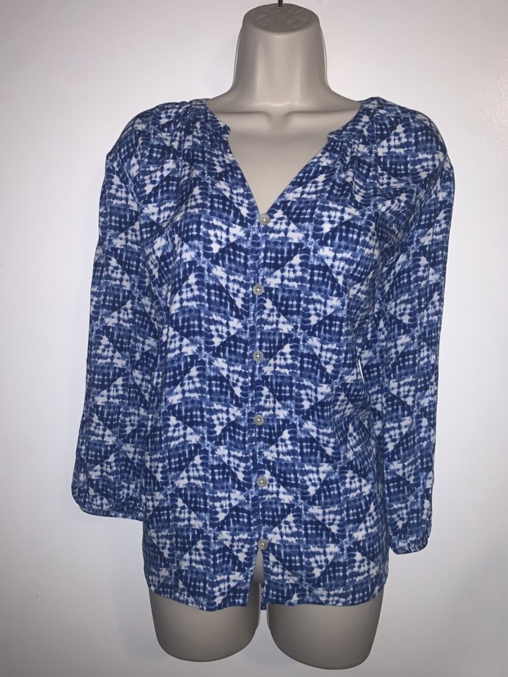 Women's Large Sonoma Goods For Life® V-Neck Button Front Long Sleeve Top